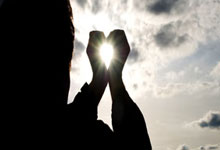 蒂姆官方宣布领先优势明显新规，澳大利亚队引发争议！上演精彩一战(澳大利亚真实事件蒂姆和琼)